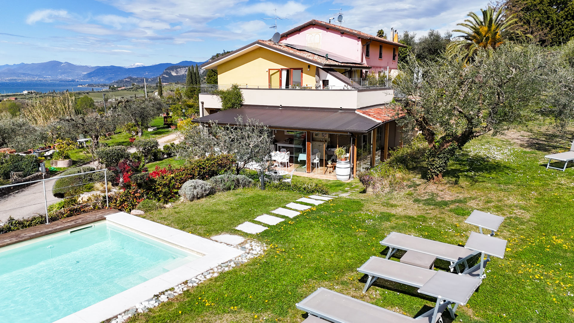 Vista sul Lago di Garda da Corte Frisonai